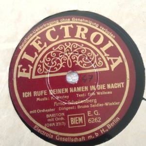 78rpm record ICH RUFE DEINEN NAMEN IN DIE NACHT / HERBST ZIEHT DURCH DAS LAND 30cms