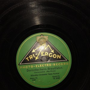 78rpm record TRI ERGON DORNROSCHENS BRAUTFAHRT/HEINZELMANNCHENS WACHTPARADE 25cms